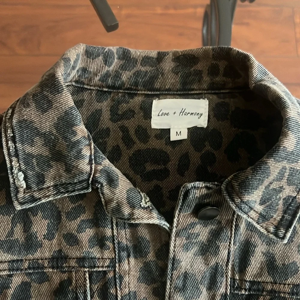 Leopard Jacket - Picture 2 of 4
